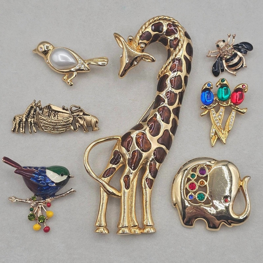 Rhinestone Enamel Animal Brooch Lot Giraffe Elephant Bee Bird 7pc Vintage Modern